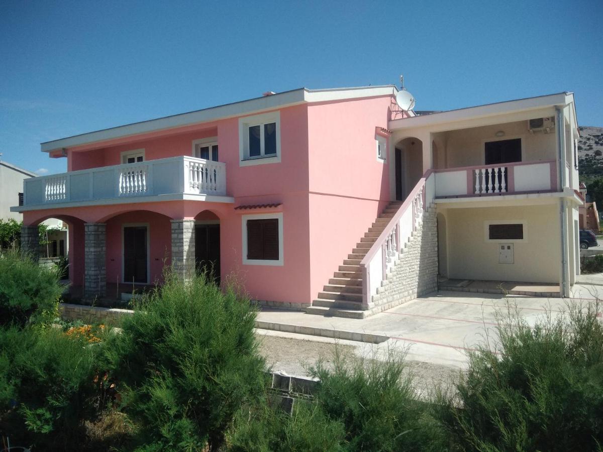 Apartmani Peko Pag Town Esterno foto