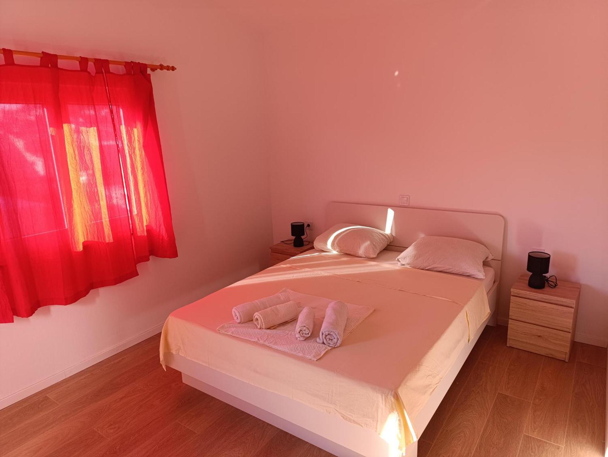 Apartmani Peko Pag Town Esterno foto