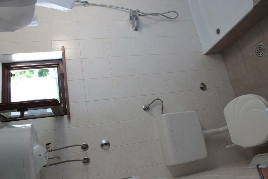 Apartmani Peko Pag Town Esterno foto