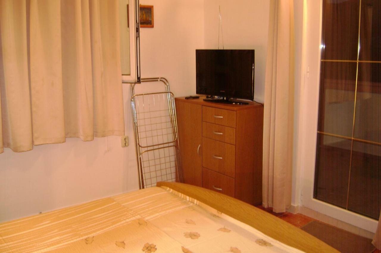 Apartmani Peko Pag Town Esterno foto